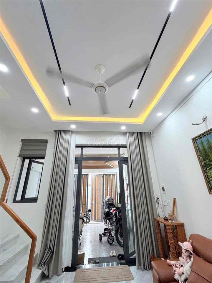 nha moi keng