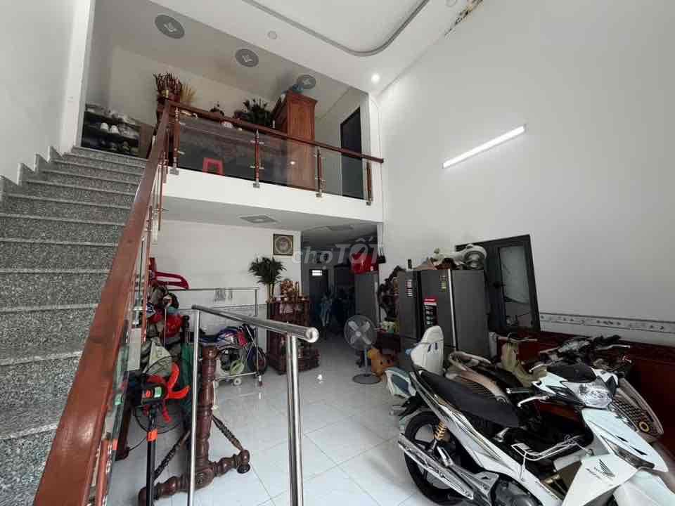 nhà sổ riêng thổ cư 100% phường bửu hoà dt 78m ngang 7,8m