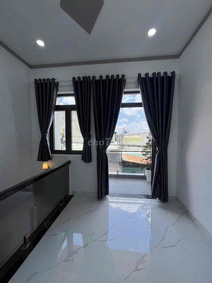 bán nhà lầu phường tân vạn sổ riêng thổ cư 100% đường xe hơi thông