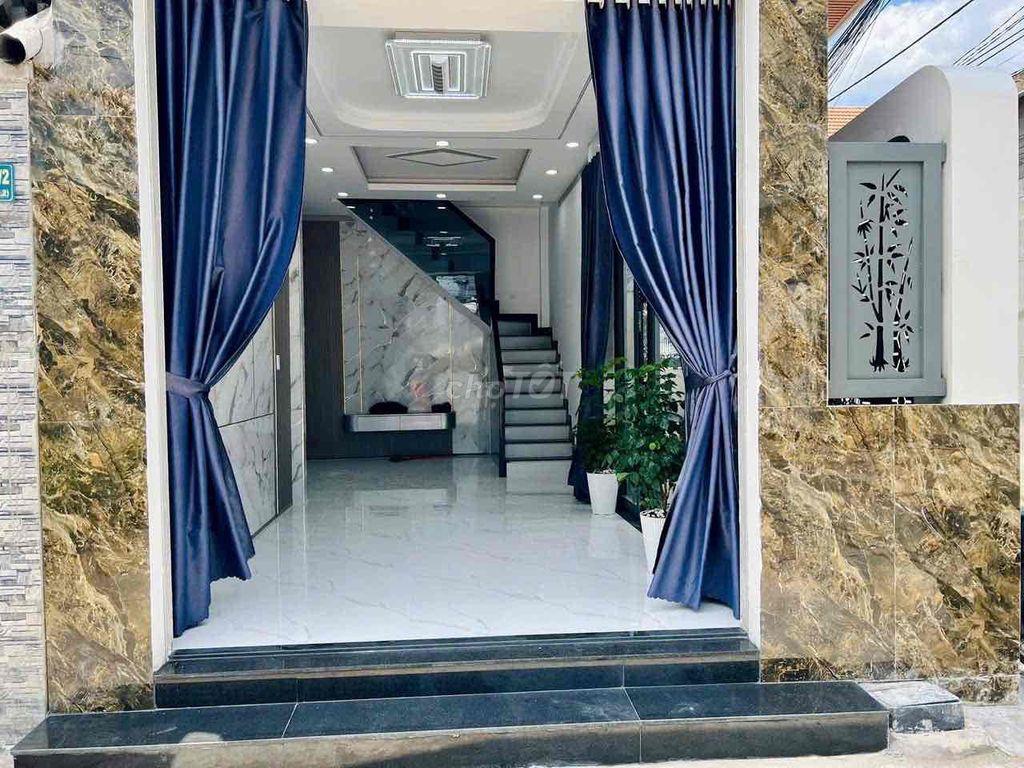 bán nhà lầu phường tân vạn sổ riêng thổ cư 100% đường xe hơi thông