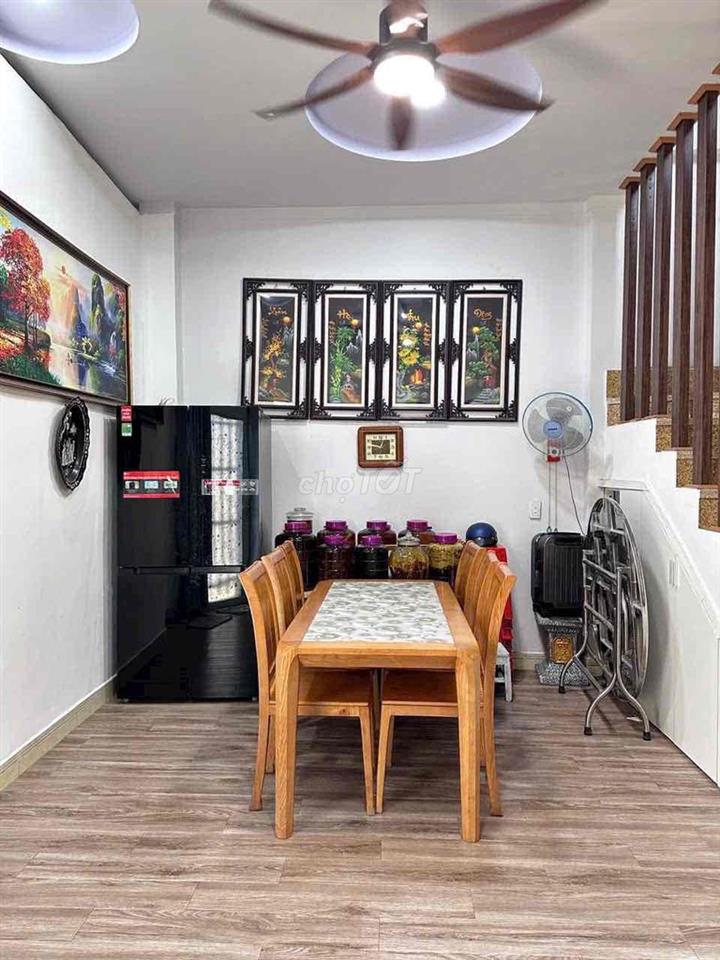 bán nhà 1 trệt 1 lầu  phường bửu hoà đường xe hơi