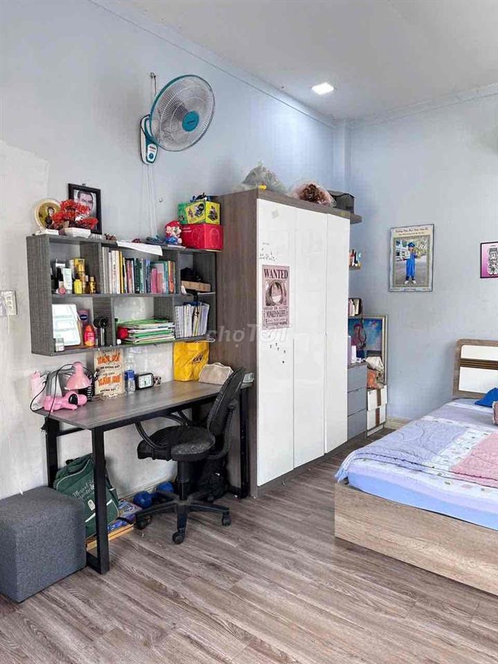 bán nhà 1 trệt 1 lầu  phường bửu hoà đường xe hơi