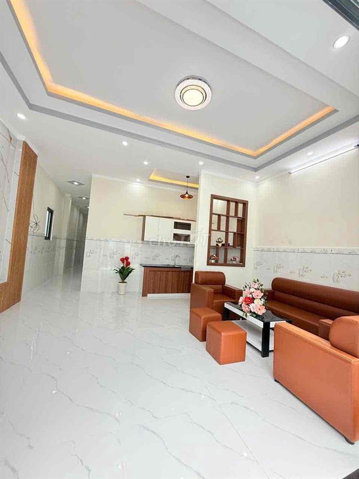 Nhà tân vạn 105m2 hoàn công 3pn giá 2,680tr