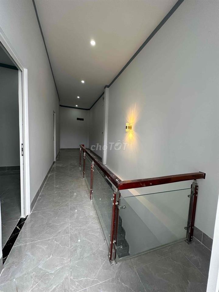 Nhà Phường Tân Vạn cũ dtsd 120m2 hẻm xe hơi