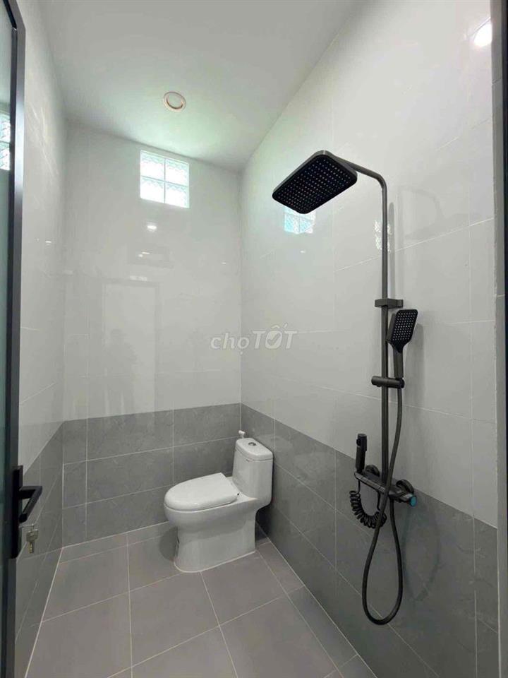 Chủ ngộp giảm mạnh 200tr chỉ còn 1 tỷ hơn căn nhà cấp 4