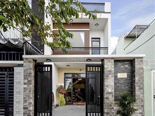 Kèo thơm xuất hiện, Nhà 2 lầu sổ riêng thổ cư 100%, trả trước 600Triệu