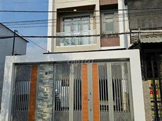 Ngay gần cây xăng 75, Nhà xây cho con trai ở giờ công tác xa bán gấp