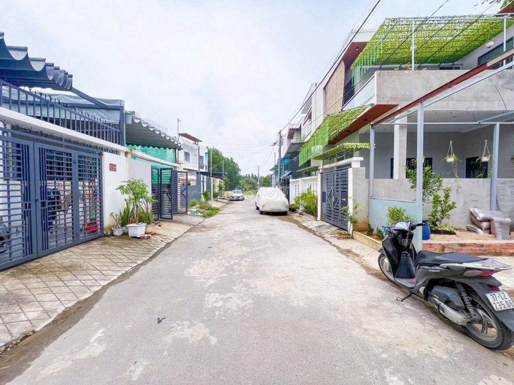 Cặp đất biệt thự 6x18m/nền ngay gần KDL Bửu Long. Chỉ 1tỷ hơn nền.