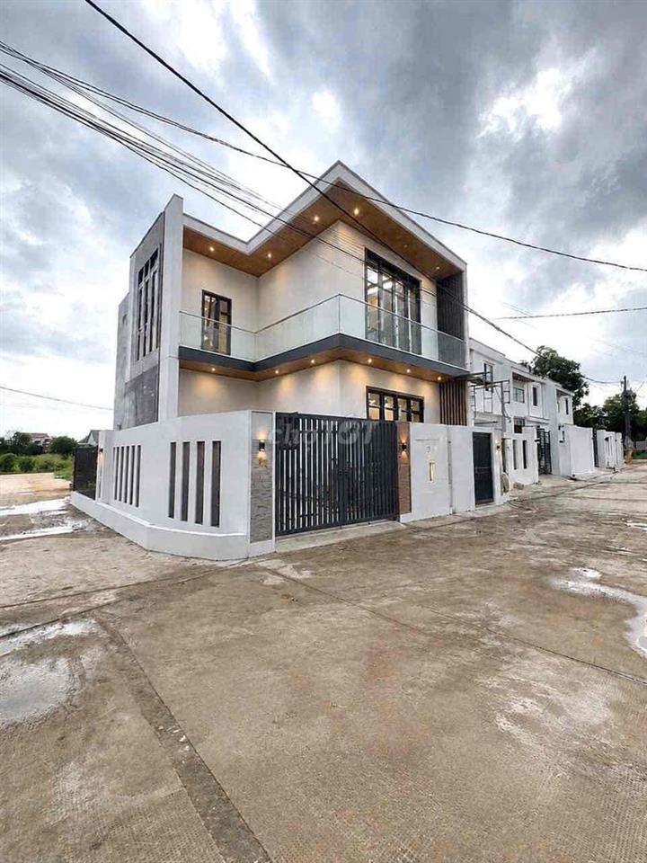NHÀ BIỆT THỰ GÓC CUỐI ĐƯỜNG ĐỒNG KHỞI GẦN CTY CHANG-SHIN
