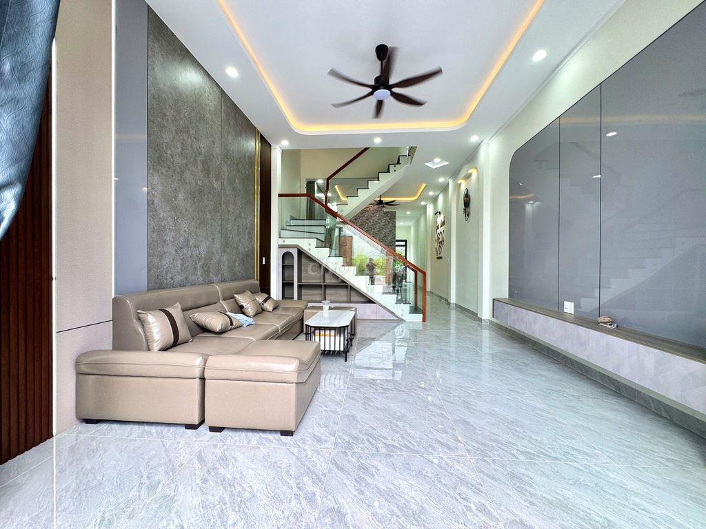 Nhà lầu 80m2 Sổ Hồng Riêng gần đường Trục 16 Có Nội Thất