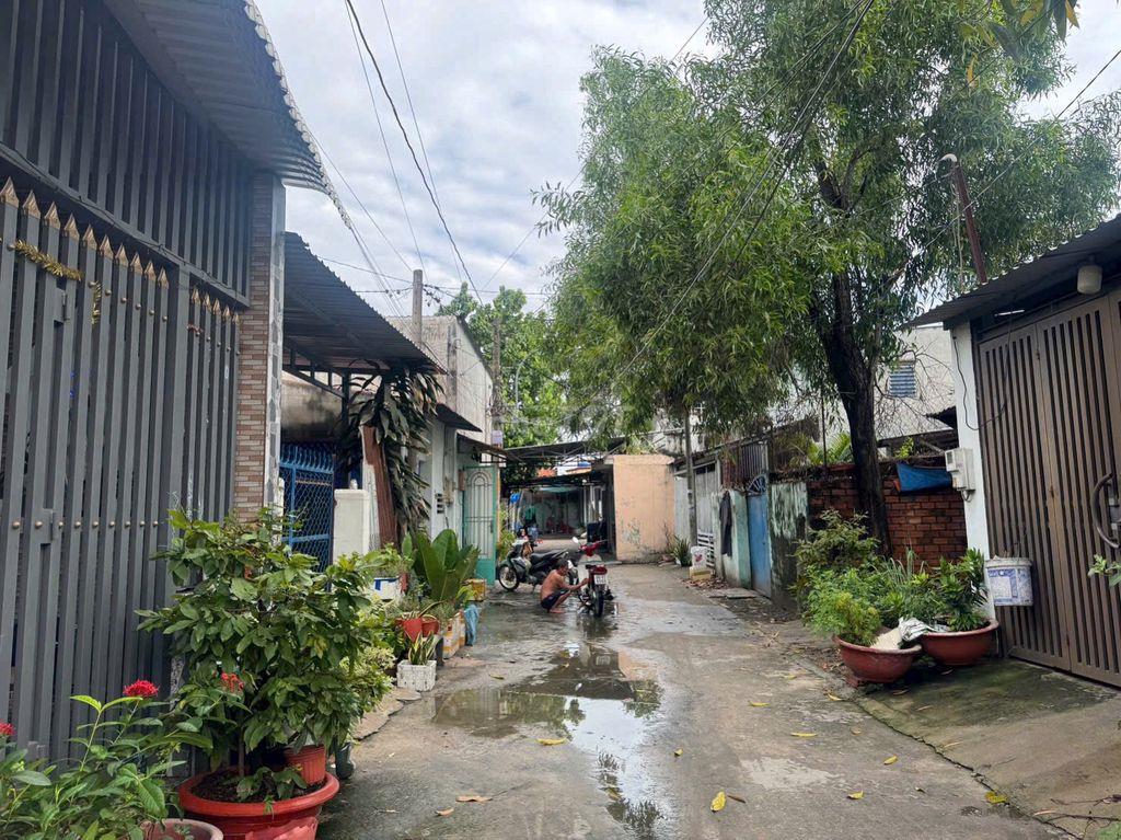 Bán nhà Trảng Dài gần cây xăng Đức Hưng 