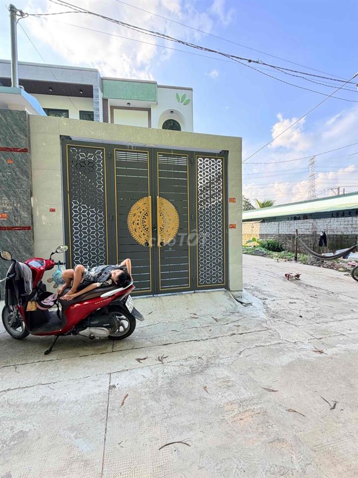 nhà ngõ hẻm 84m2,3 phòng ngủ đường bưng mua biên hoà đồng naiw