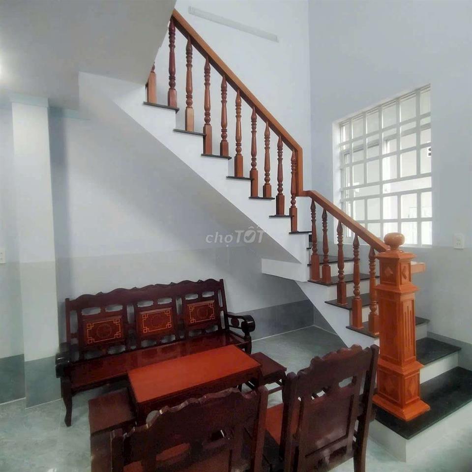 Nhà ngõ hẻm,32m2 , 3 phòng ngủ, đường lương Văn nho, tân phong
