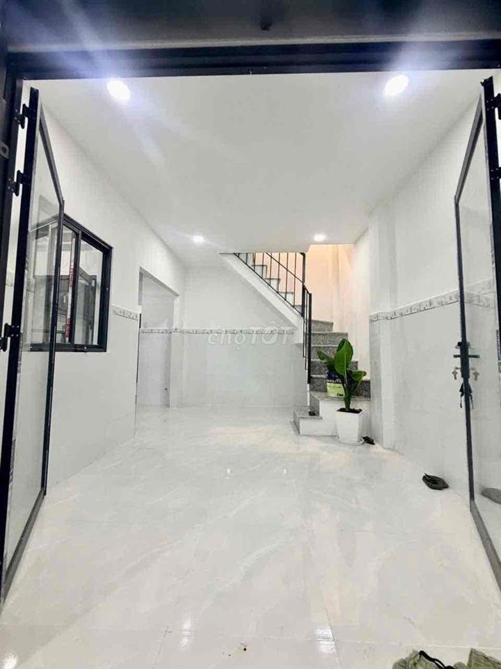 nhà phố 32m2 ,2 phòng ngủ, đường Nguyễn Văn trị, quang vinh,biên hoà