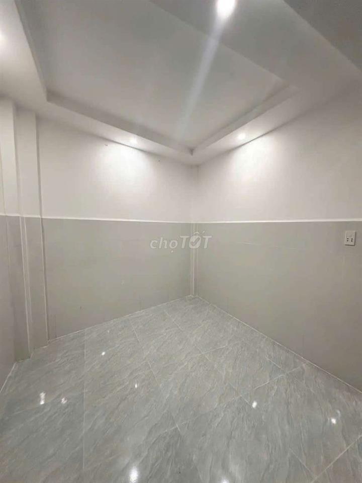 nhà mặt tiền, 50n2, 3 phòng ngủ, đường Nguyễn tri phương, Bửu Hòa, đn