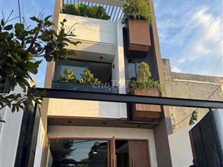 nhà mặt tiền, 112,8m2. 3 phòng ngủ đường 768 trảng dài đồng nai