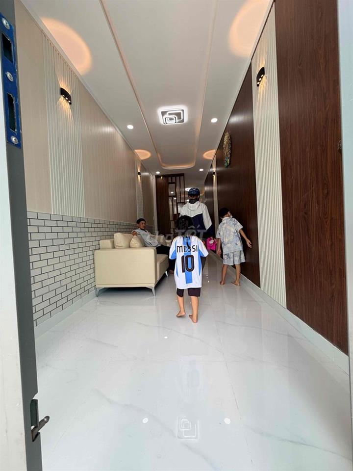 nhà Ngô hẻm 140m2,2 phòng ngủ,đường Bùi hữu nghĩa ,