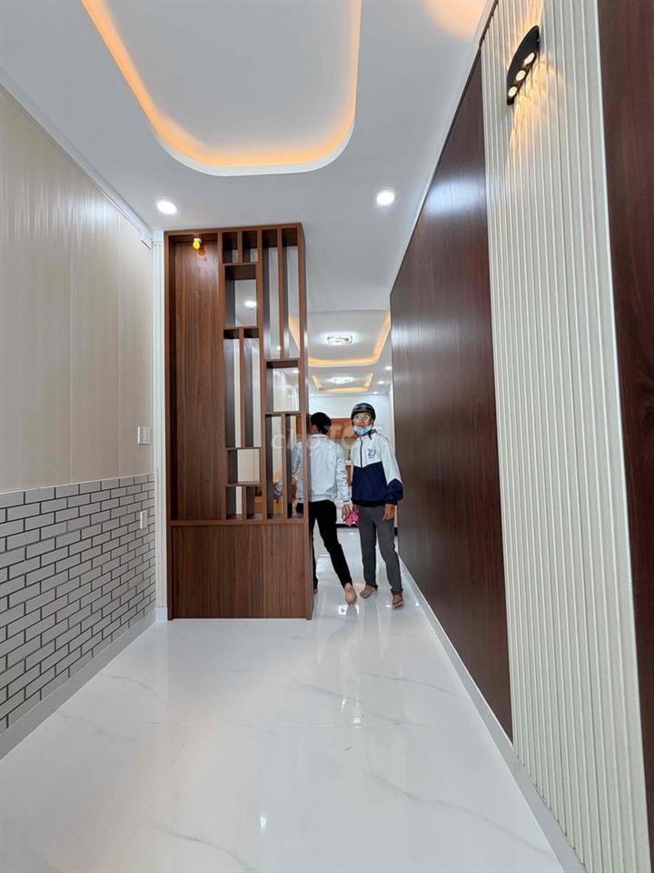 nhà Ngô hẻm 140m2,2 phòng ngủ,đường Bùi hữu nghĩa ,