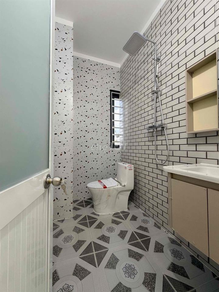 nhà Ngô hẻm 140m2,2 phòng ngủ,đường Bùi hữu nghĩa ,