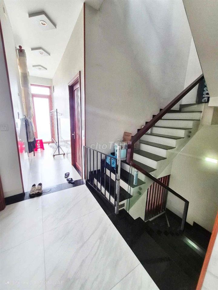 nhà mặt tiền, 90m2 , 3 phòng ngủ, tân biên, biên hoà đồng nai