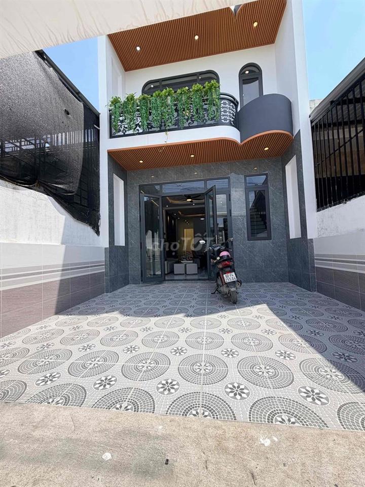 nhà ngõ hẻm 100m2 ,3 phòng ngủ,đường 768 biên hoà