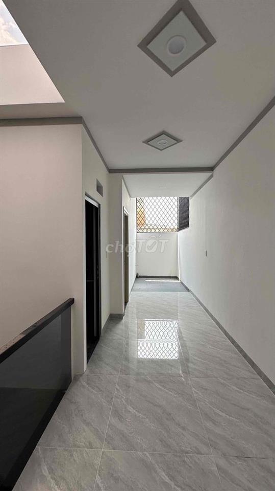 Bán nhà mặt tiền KDC p.Bửu Long