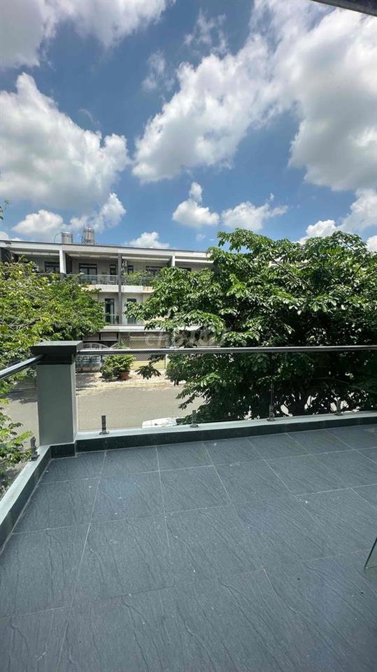 Bán nhà mặt tiền KDC p.Bửu Long