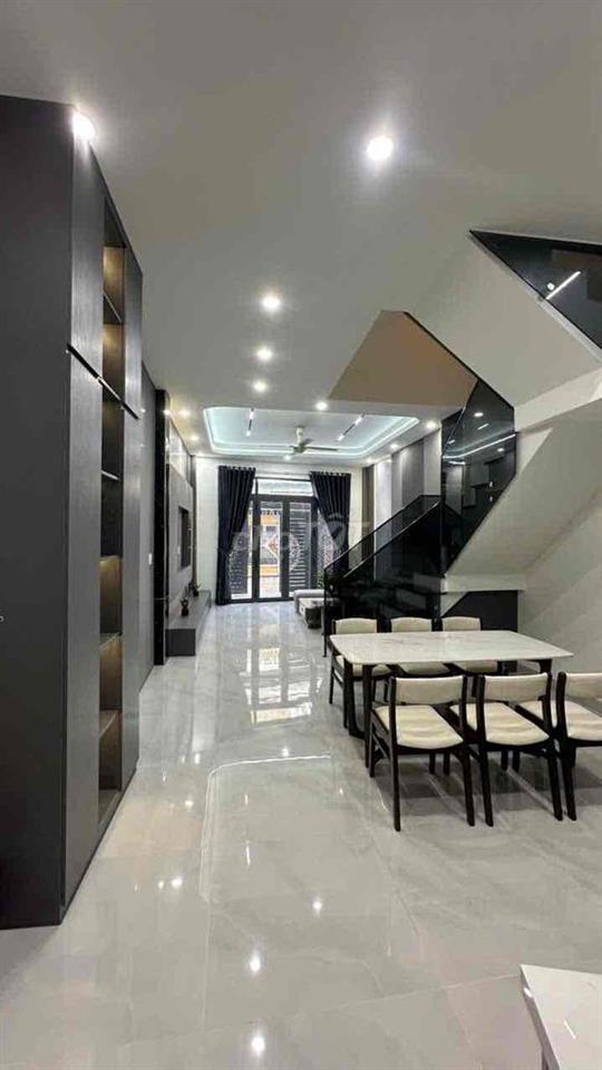 Nhà 1 TRỆT 2 Lầu thiết kế Hiện Đại hoàn công