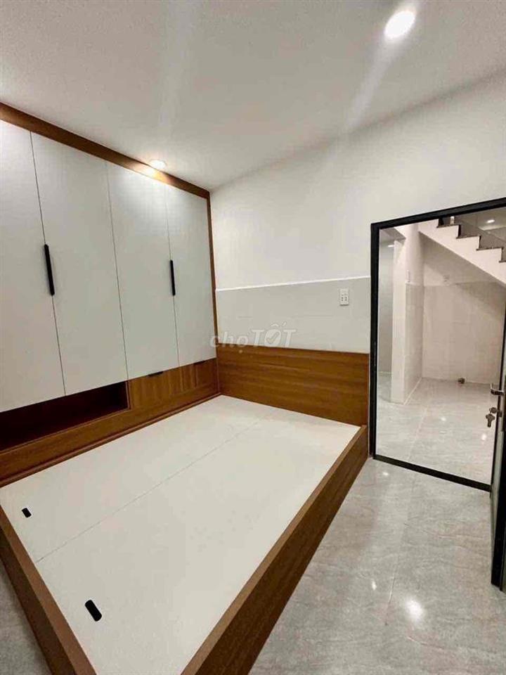 Bán Nhà lầu Đường Ô tô rẻ nhất p.Biên Hoà