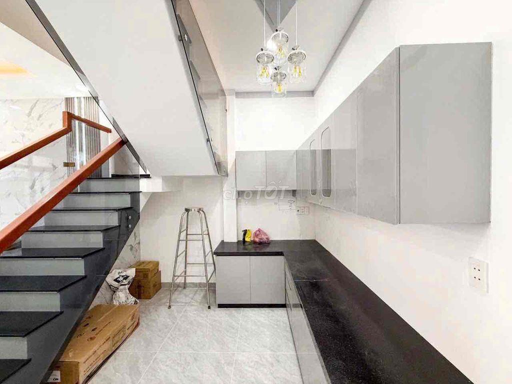 BÁN NHÀ LẦU MỚI XÂY ĐƯỜNG Ô TÔ