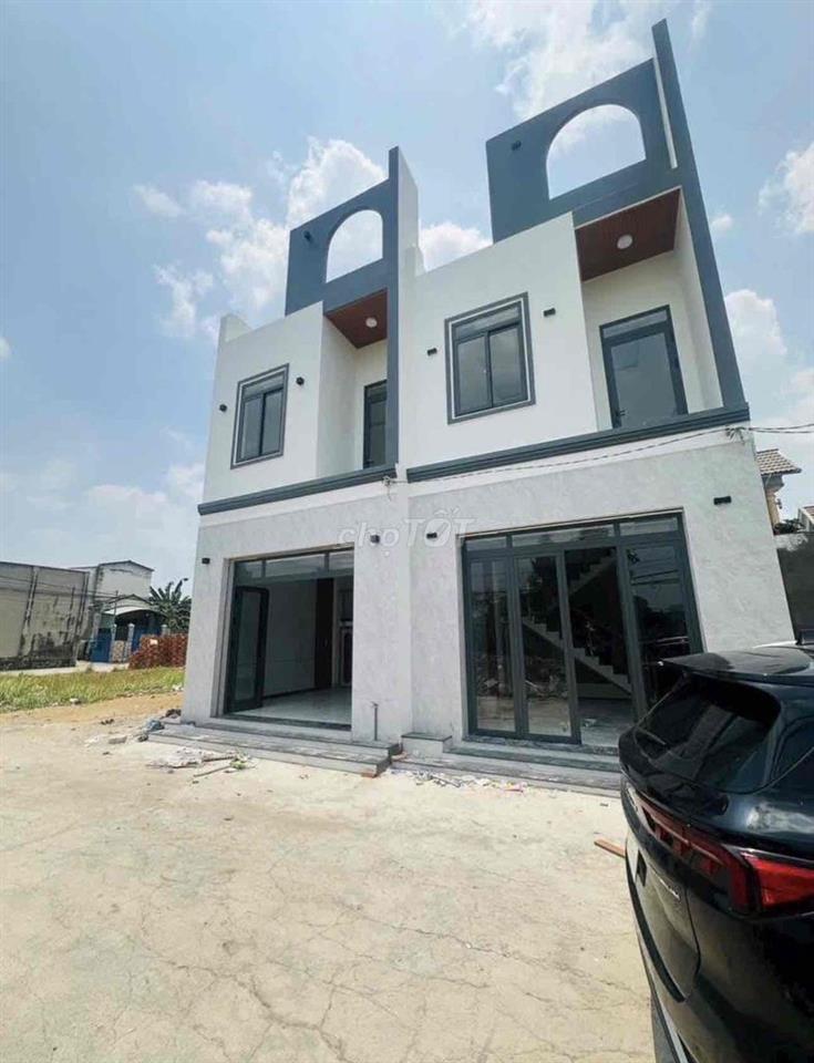 Nhà lầu mới xây p.Hoá An sân ô tô