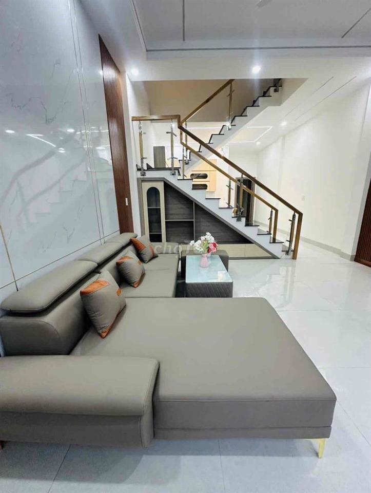 Nhà lầu mới xây p.Hoá An sân ô tô