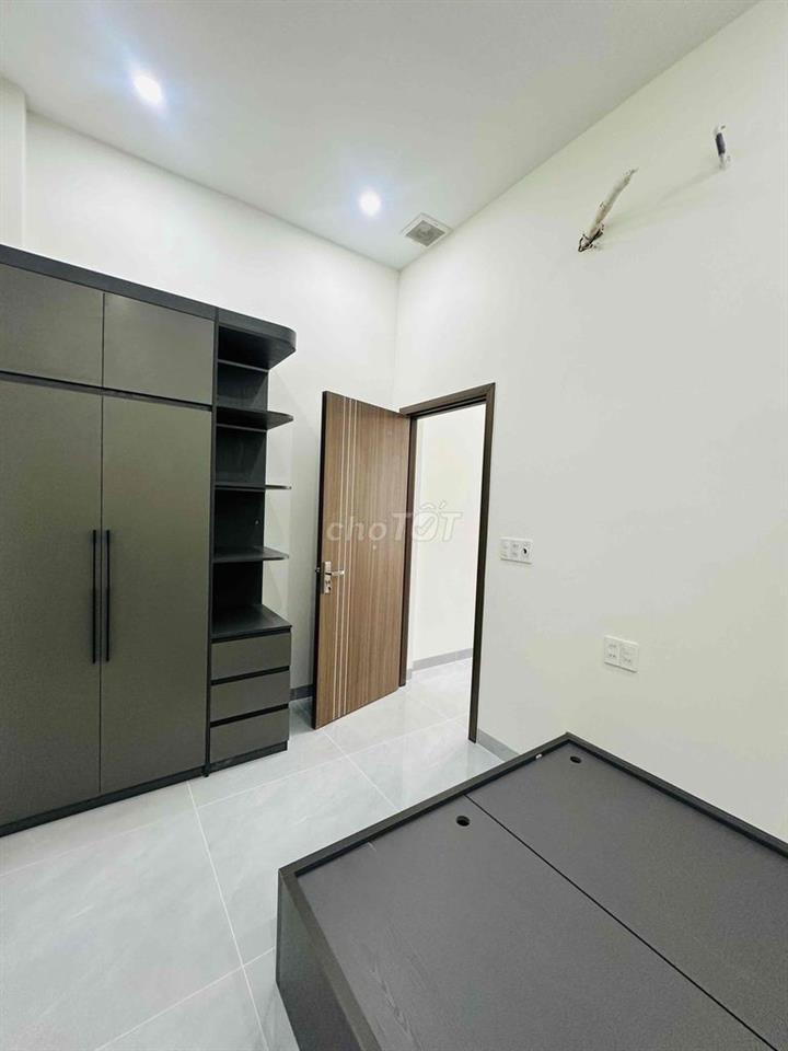 BÁN NHÀ 1 TRỆT 1 LẦU P.BIÊN HOÀ FULL NỘI THẤT