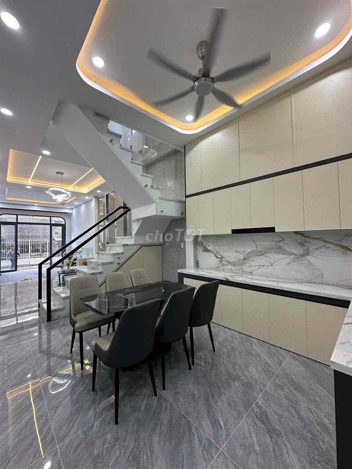 Bán nhà 1 trệt 1 lầu Trung Tâm tp Đồng Nai