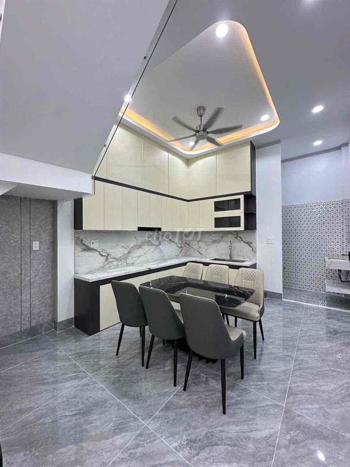 Bán nhà 1 trệt 1 lầu Trung Tâm tp Đồng Nai
