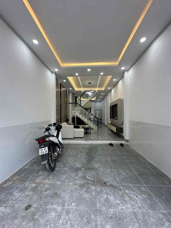 Bán nhà 1 trệt 1 lầu Trung Tâm tp Đồng Nai