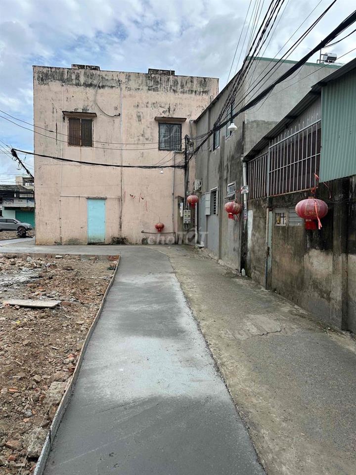 BÁN ĐẤT ĐƯỜNG Ô TÔ CÁCH HOÀNG MINH CHÁNH 100m