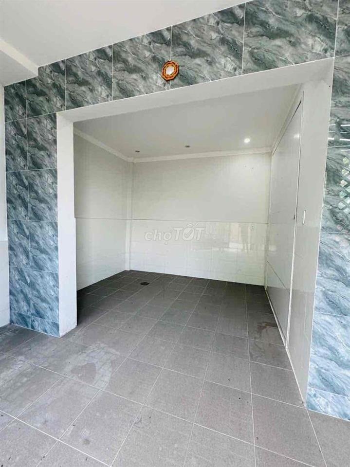 Cho thuê nhà có nội thất Gar ô tô Bửu Long