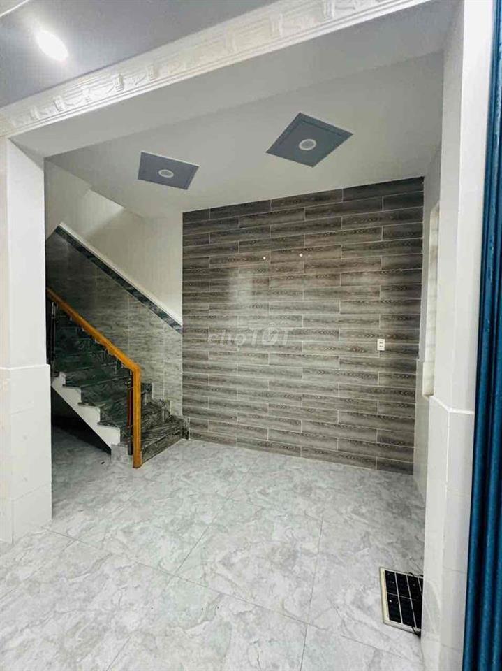 Cho thuê nhà có nội thất Gar ô tô Bửu Long