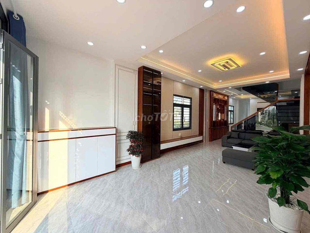 Bán nhà phố 1 trệt 2 lầu KDC víp Bửu Long