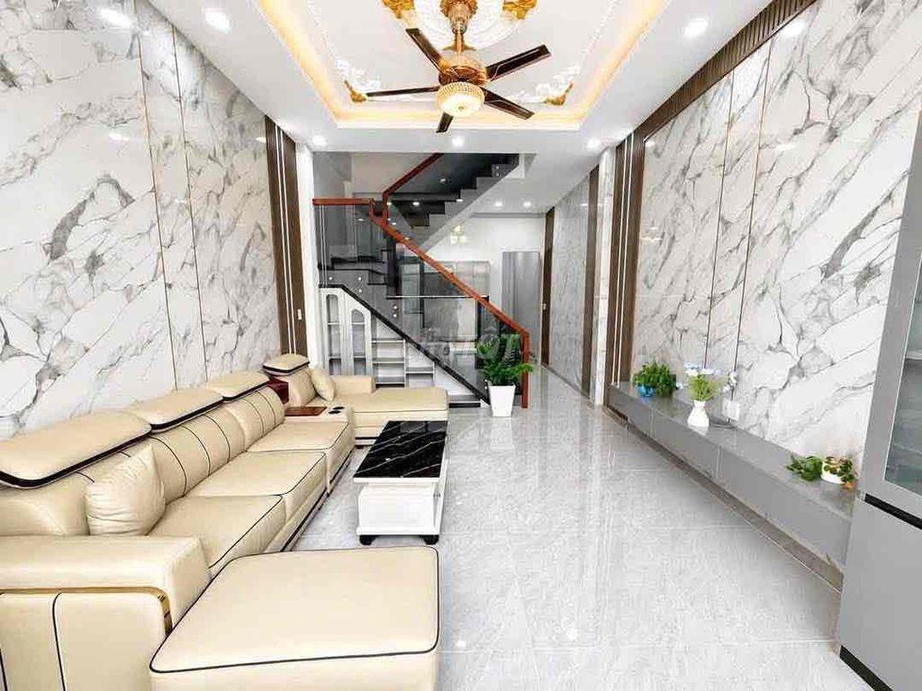 Bán nhà 1 trệt 1 lầu 3 phòng ngủ ô tô