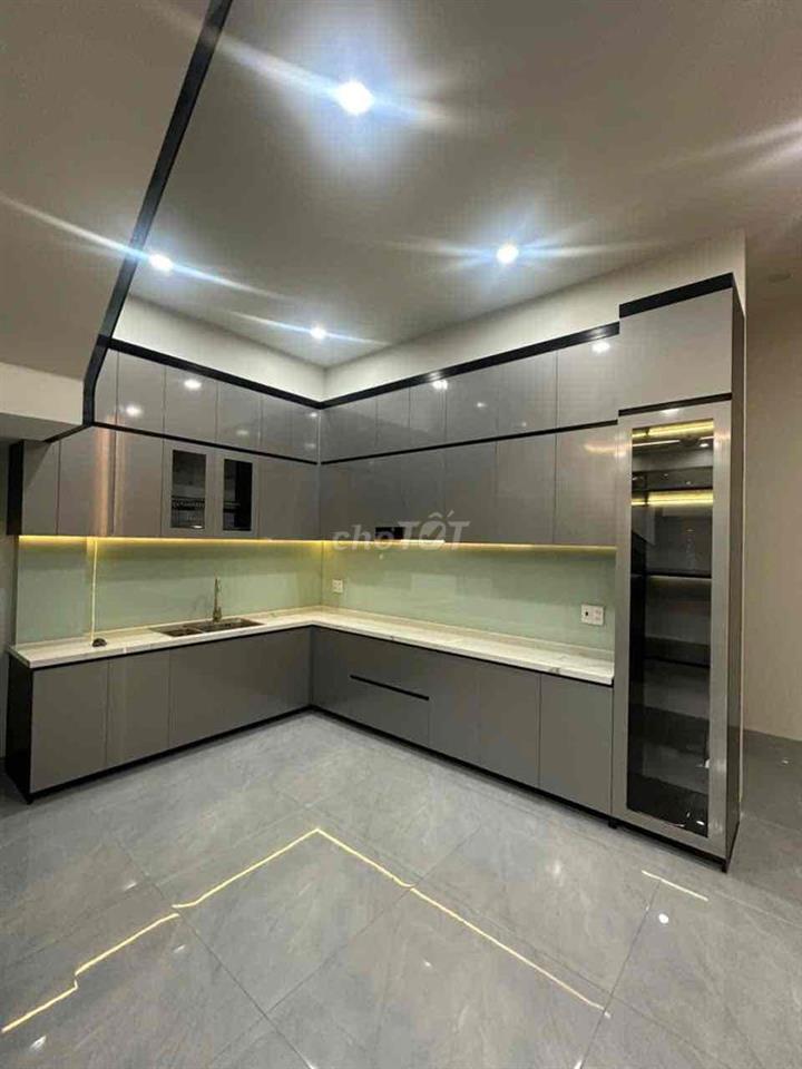 BÁN NHÀ 3 TẦNG MỚI XÂY FULL NỘI THẤT