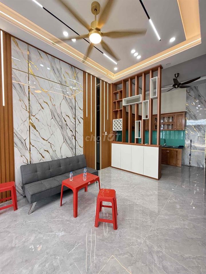 NHÀ PHƯỜNG BỬU HOÀ NGAY CHỢ ĐỒN CÁCH THỦ ĐỨC 15p