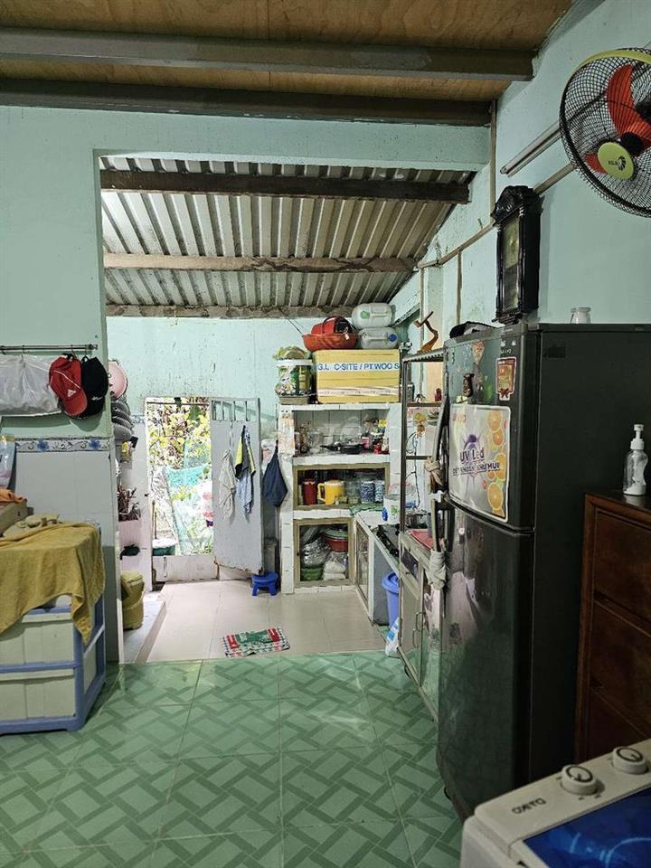 Bán nhà cấp 4 có gác lửng, Sổ hồng riêng chính chủ tại chợ Cây Chàm