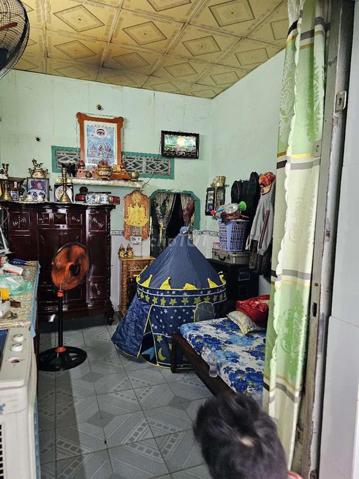 Bán nhà cấp 4 có gác lửng, Sổ hồng riêng chính chủ tại chợ Cây Chàm