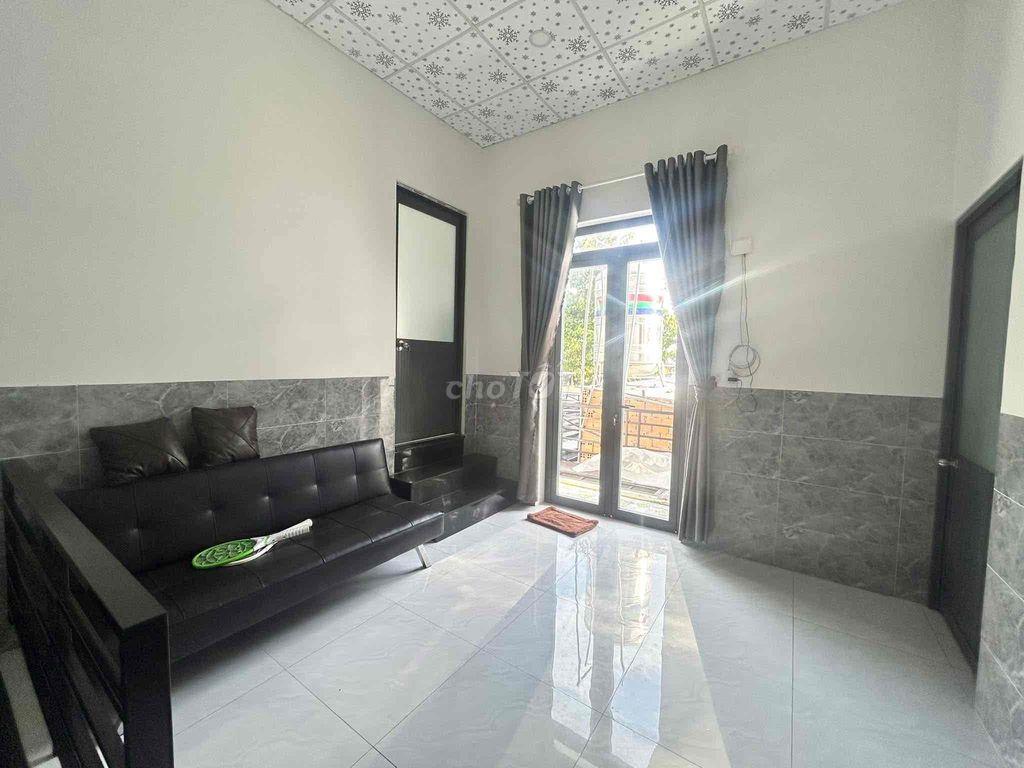 Cần bán nhà chợ đêm 2 mặt tiền