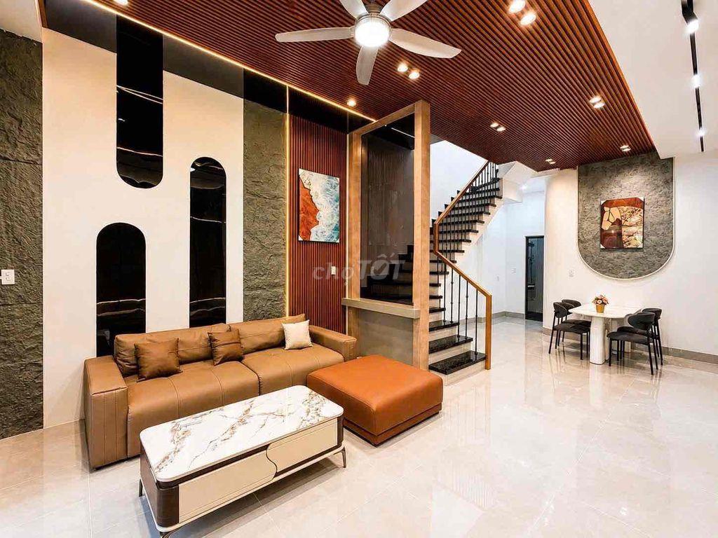 🏡 Bán Nhà 1 Trệt 1 Lầu 4,5x23m – 3PN – Sổ Riêng – Hẻm Ô Tô 6m – Gần Ch