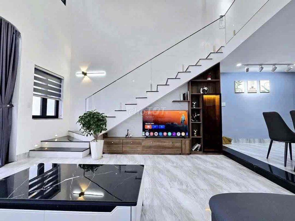 🔥 NHÀ MỚI 1 TRỆT 1 LỬNG– 3PN 2WC – SHR – GẦN TRƯỜNG THẠNH PHÚ