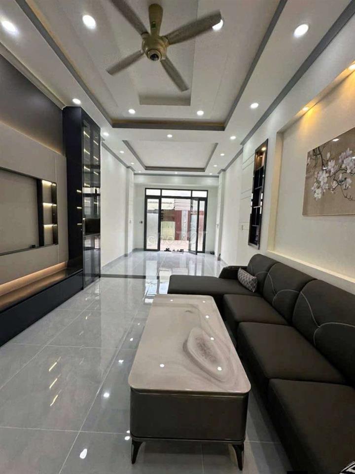 Nhà 2 lầu 1 trệt mới, Làm việc trực tiếp chủ.