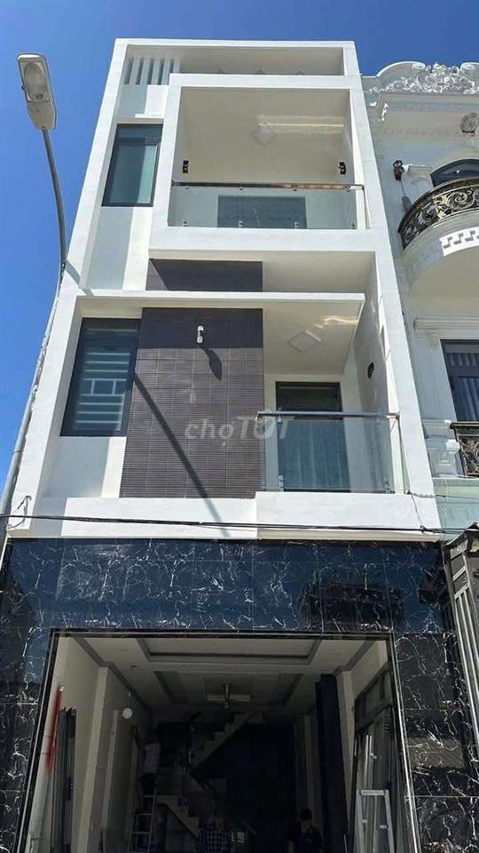 Nhà 2 lầu 1 trệt mới, Làm việc trực tiếp chủ.